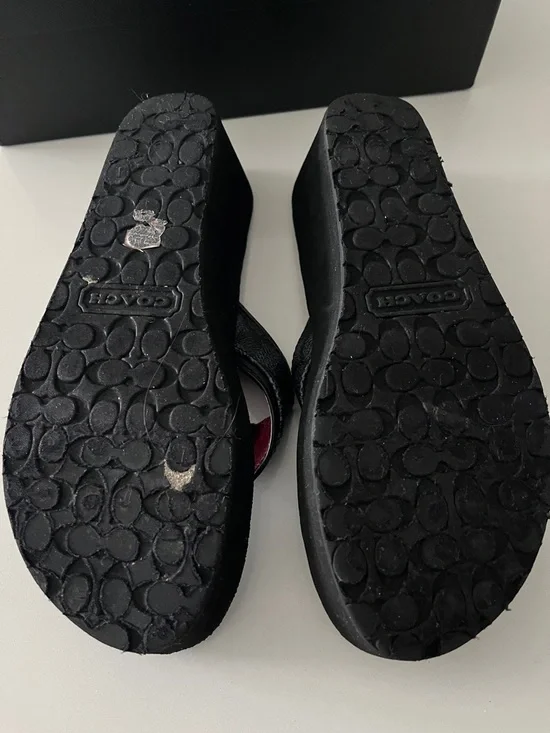 Coach Black Leather Thong Sandals with Red Lining and Gold Logo Box included - Picture 5 of 10